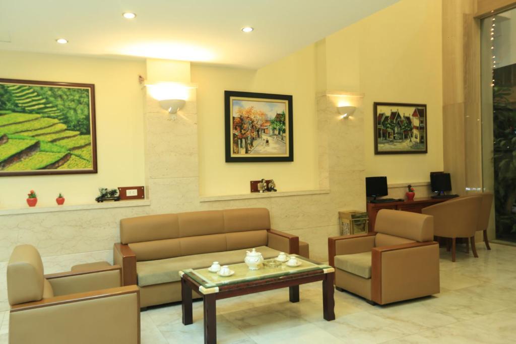 Bro & Sis Hotel Hanoï Extérieur photo