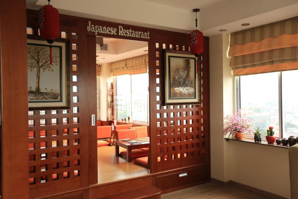 Bro & Sis Hotel Hanoï Extérieur photo