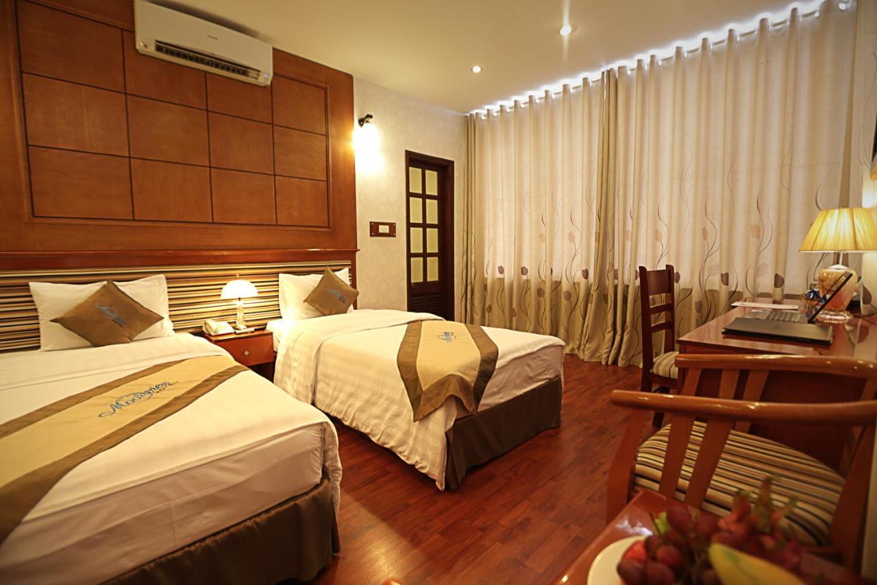 Bro & Sis Hotel Hanoï Extérieur photo